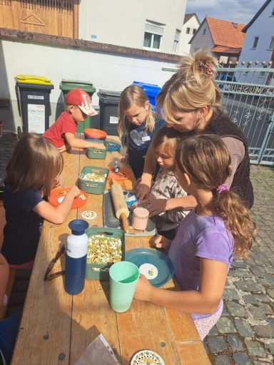 Schmuckmedaillons mit Hülsenfrüchten erstellen